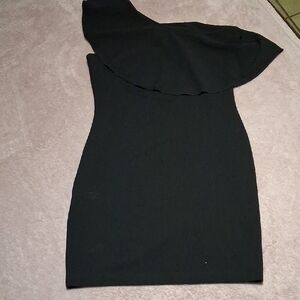 Emerald Sundae Elegant Black One-Shoulder Dress